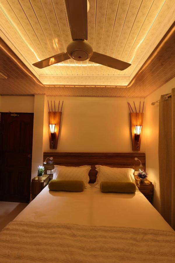 Hotel Batuta Maldives Fourson Thulusdhoo Zewnętrze zdjęcie